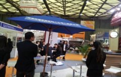 PET吹瓶机、PET瓶胚出产系统、OPP塑料大输液吹瓶